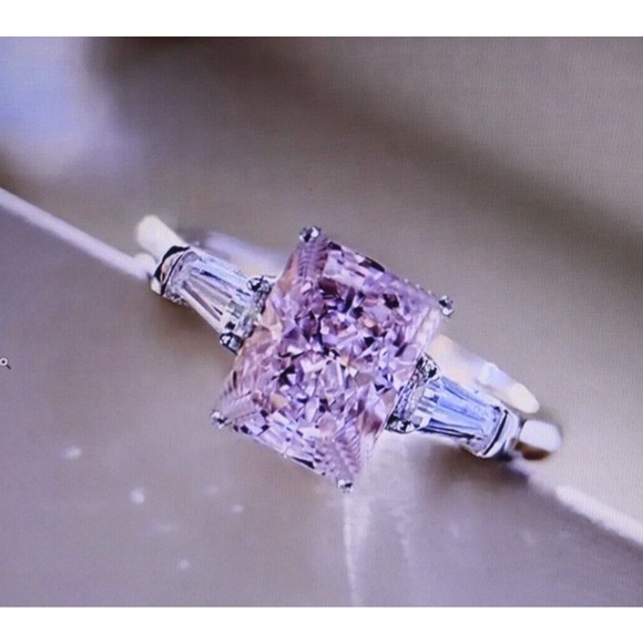 Pink Zirconia Statement Ring Sz 8 Silver Beauty Fashion Jewelry Gift NWT - Picture 1 of 7